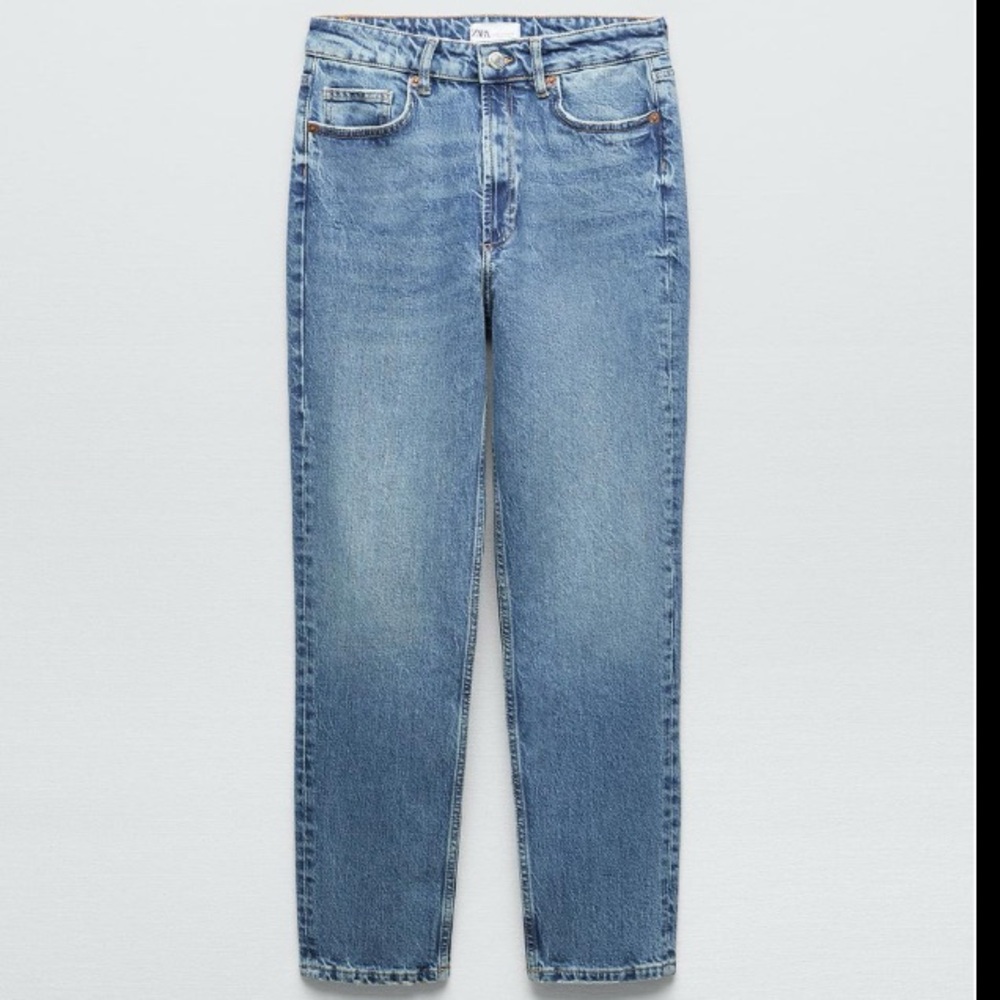 ZARA TRF MOM FIT COMFORT JEANS